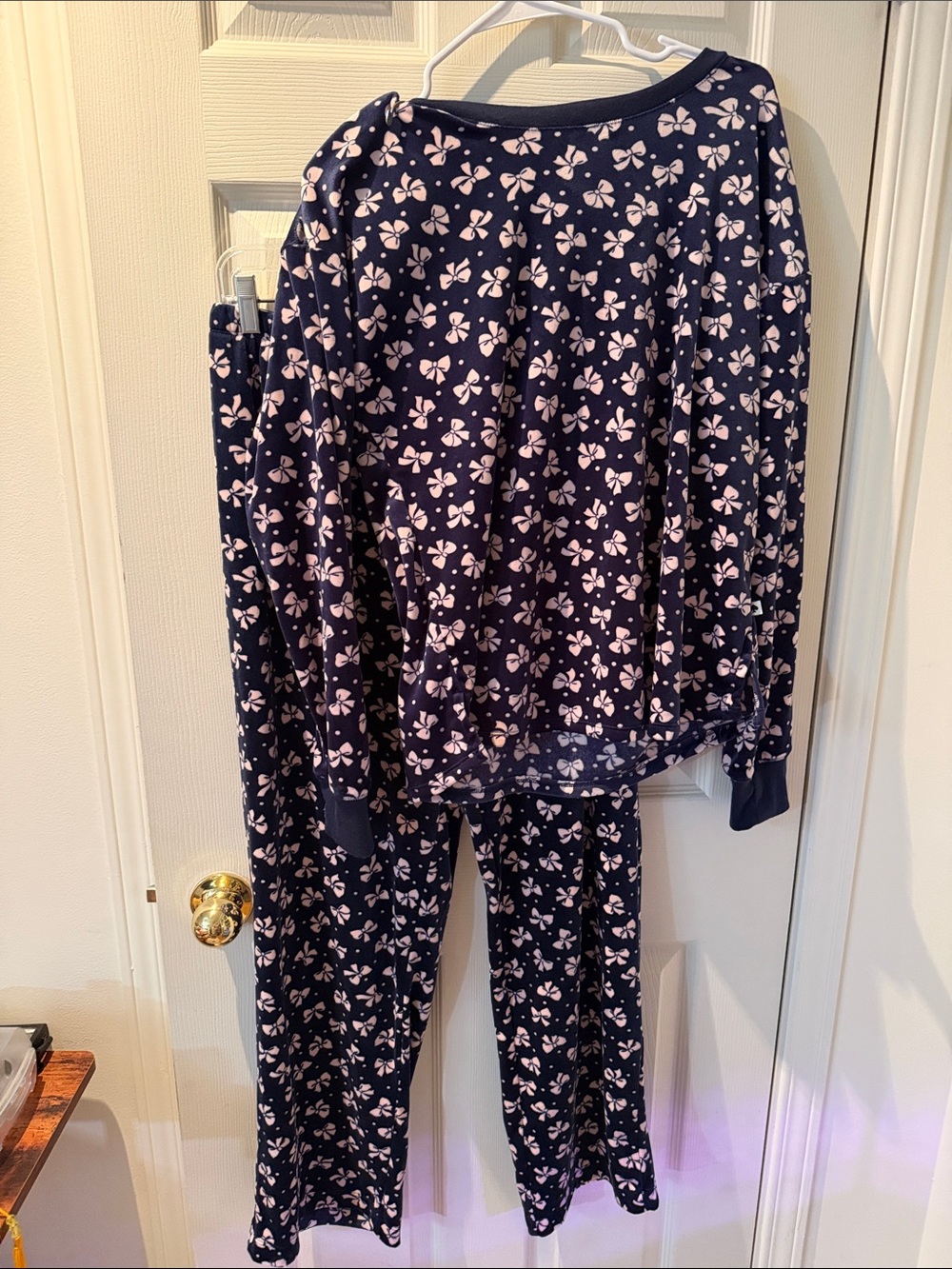 96 - kate spade Navy and Light Pink Floral Pajama Set